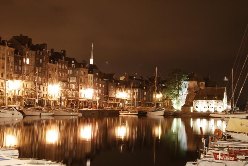 Ferienwohnung Chez Fifille Honfleur Exterior foto
